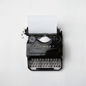 Vintage Typewriter (Print)